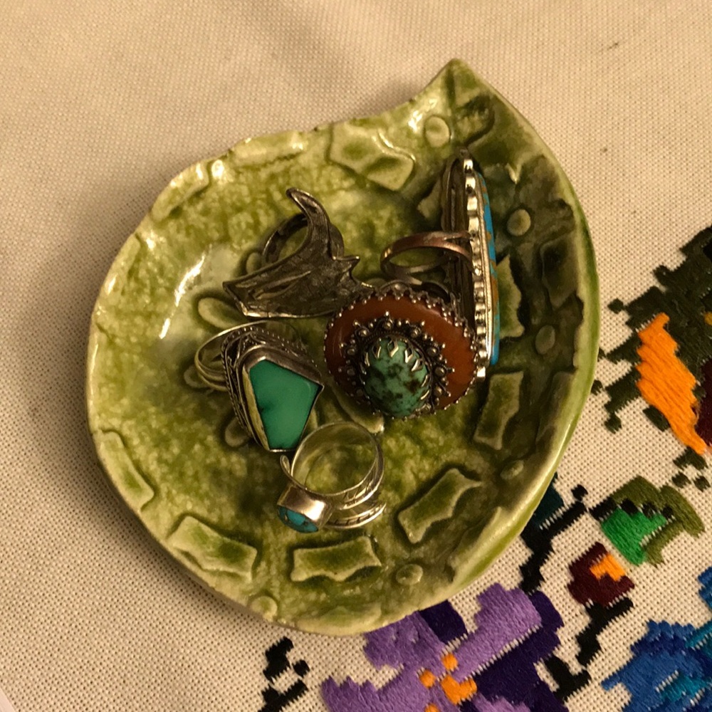 Paisley shape ceramic trinket dish - Picture 3 of 7